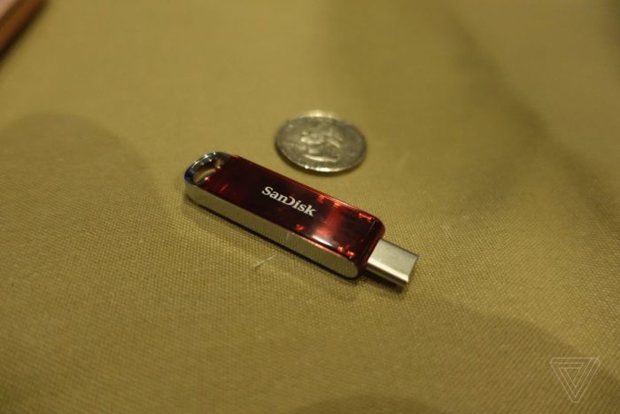 Sandisk Reveals World's Smallest 1TB Flash Drive