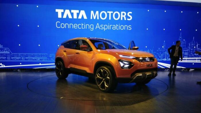 Tata Motors Showroom Staff Beats Frustrated Customers On Live Video