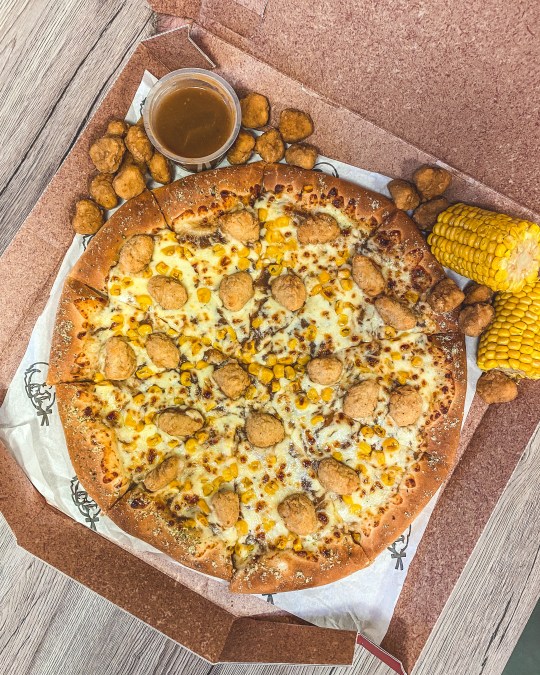 KFC & Pizza Hut Create A 'Popcorn Chicken Pizza'; Netizens Are Craving For It