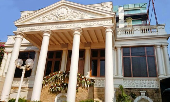 5 Most Expensive Indian Homes & Their Cost & Who Owns Them