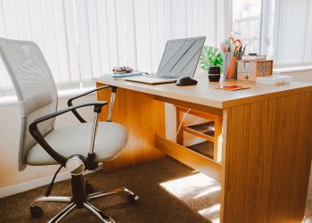 9 Best Ergonomic Office Chair Brands in India