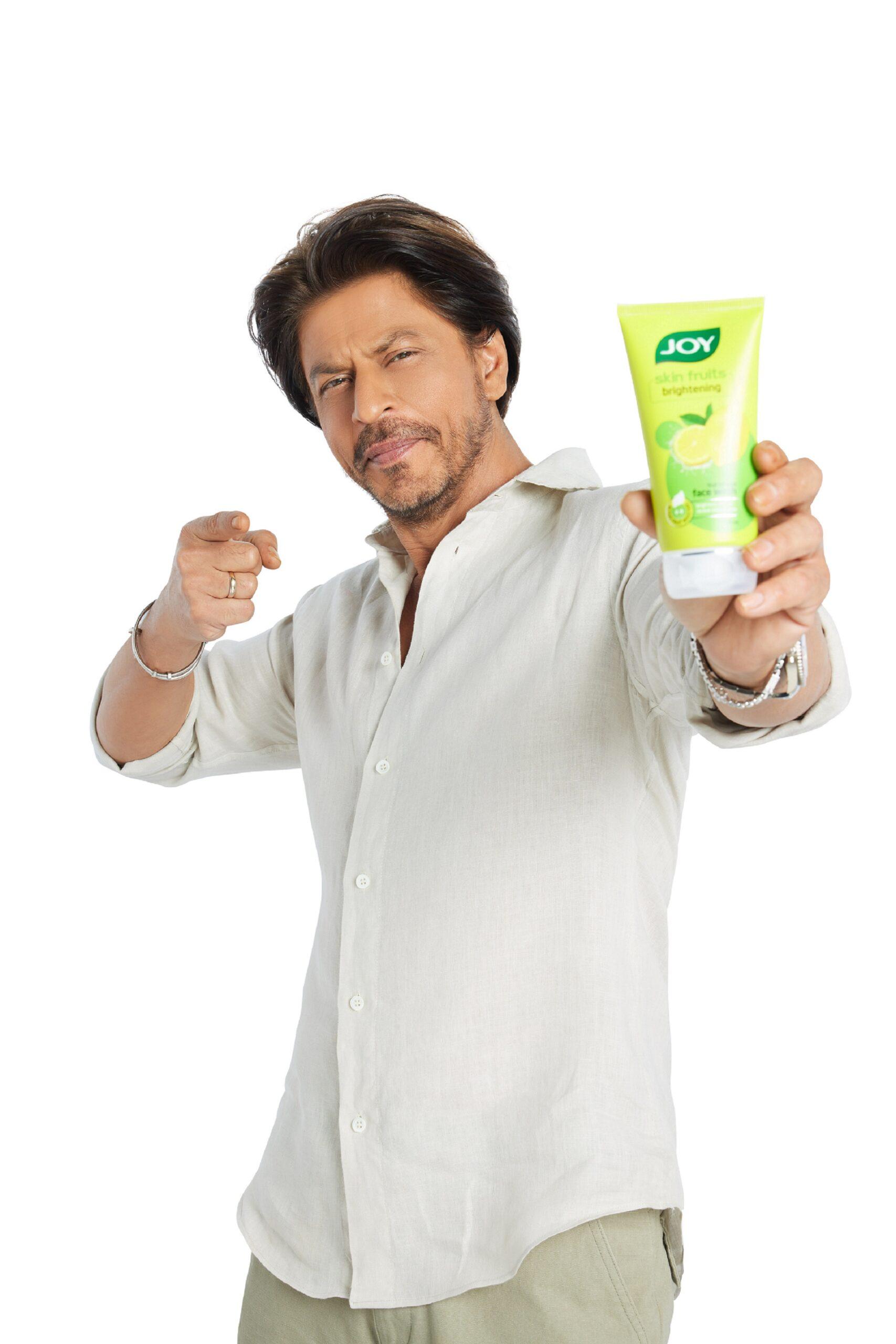 Joy Personal Care Brand Ambassador Shah Rukh Khan endorsing JOY Lemon Face Wash