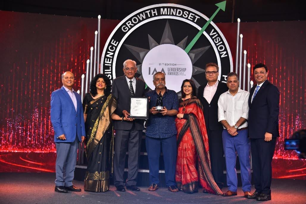 Piyush Pandey with being felicitated by all past presidents of IAA India Chapter