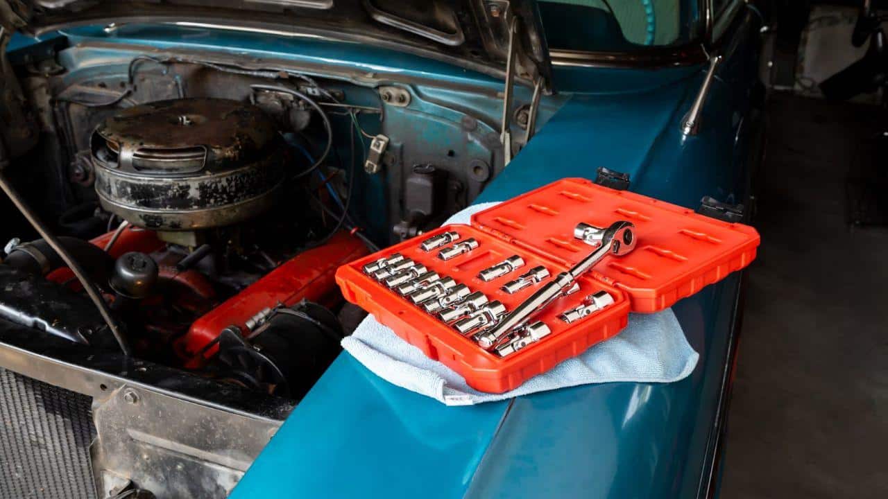 Top 10 Tools Every Car Owner Should Have - Set